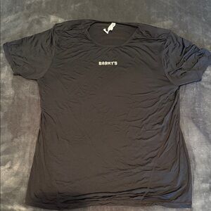 Barry’s bootcamp black T-shirt size medium